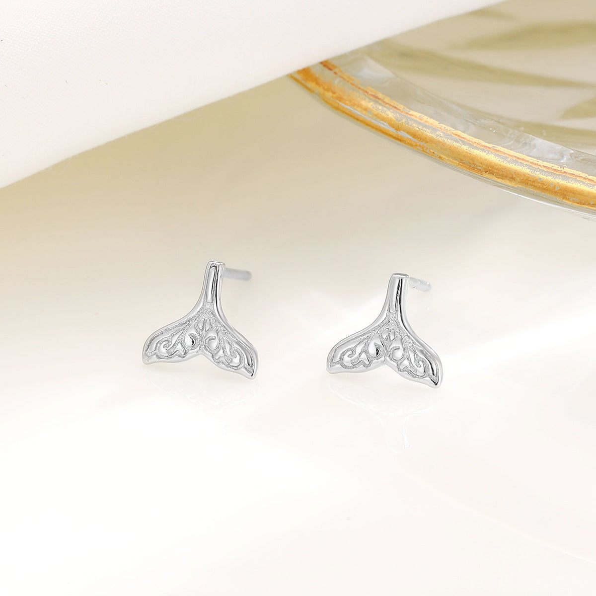 S925 Silver Minimalist Mermaid Tail Stud Earrings