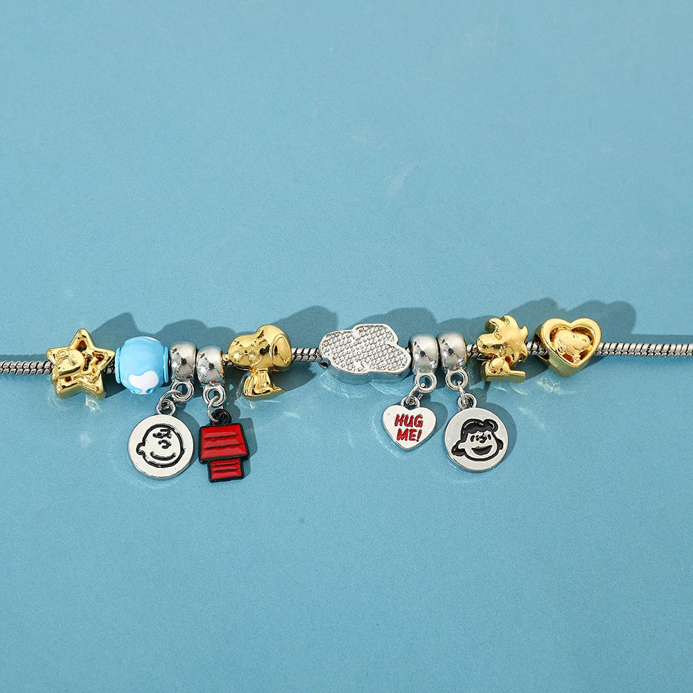 Snoopy Film and Television Peripherals Personalized Creative Bracelets for Girls Sweet and Cute Fashion Pendant Bracelets