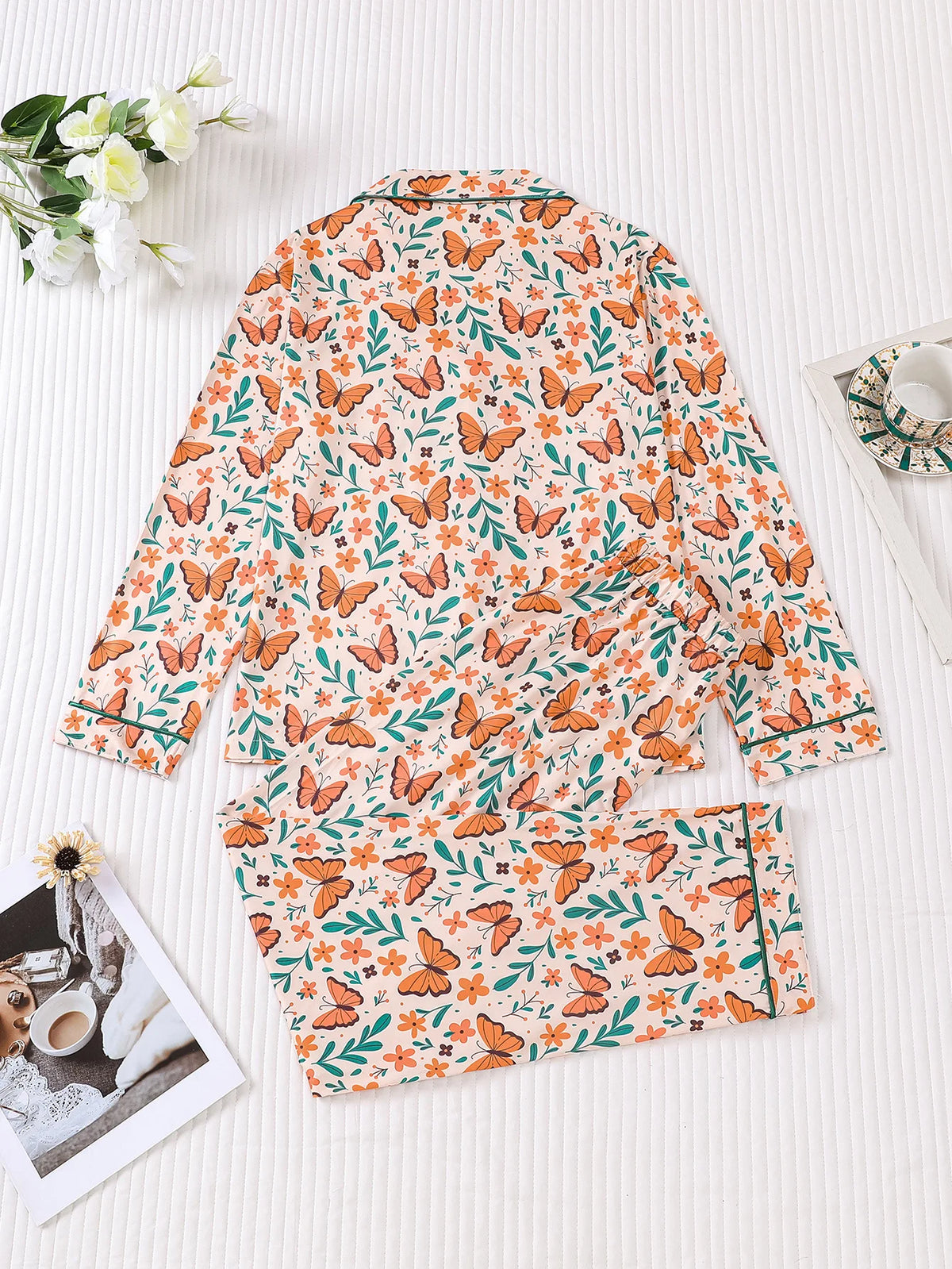 Monarch Butterfly & Floral Women's Pajama Set — Long Sleeve Top & Pants