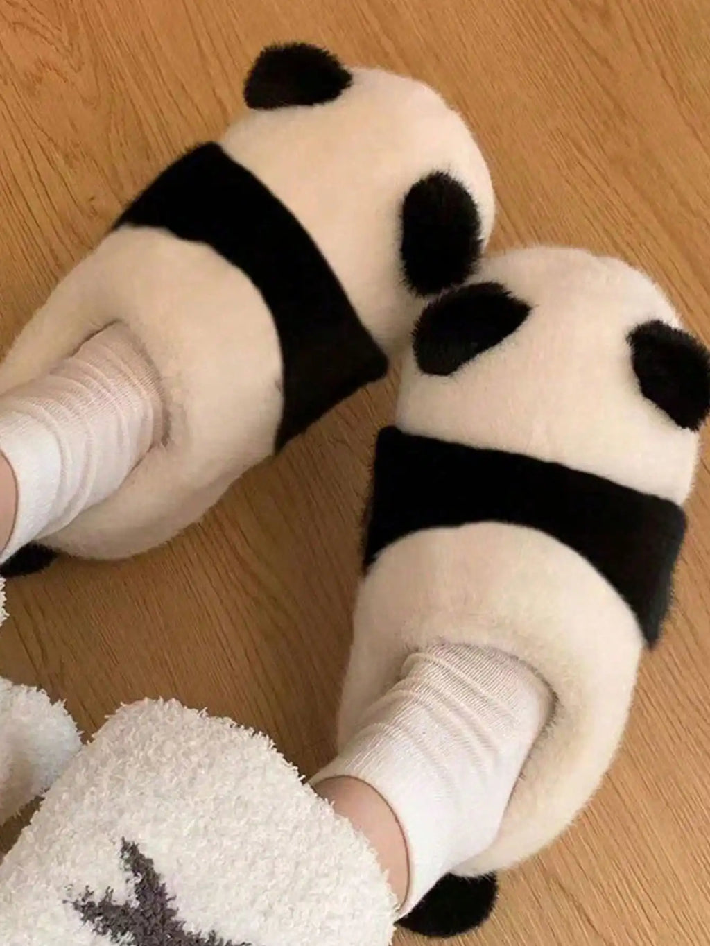 Panda Paw Plush Slippers — Cozy Warm Indoor House Shoes