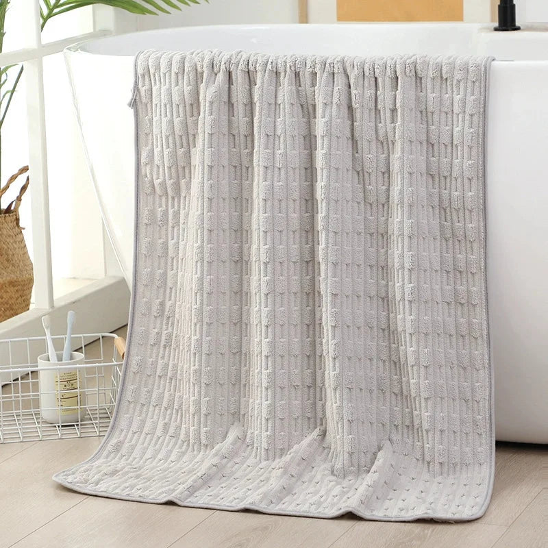 70*140cm Coral Fleece Shower Towel Absorbent Quickly Dry Soft Bath Towel Suitable for Home Beauty Salon Gym Face Washing Towels