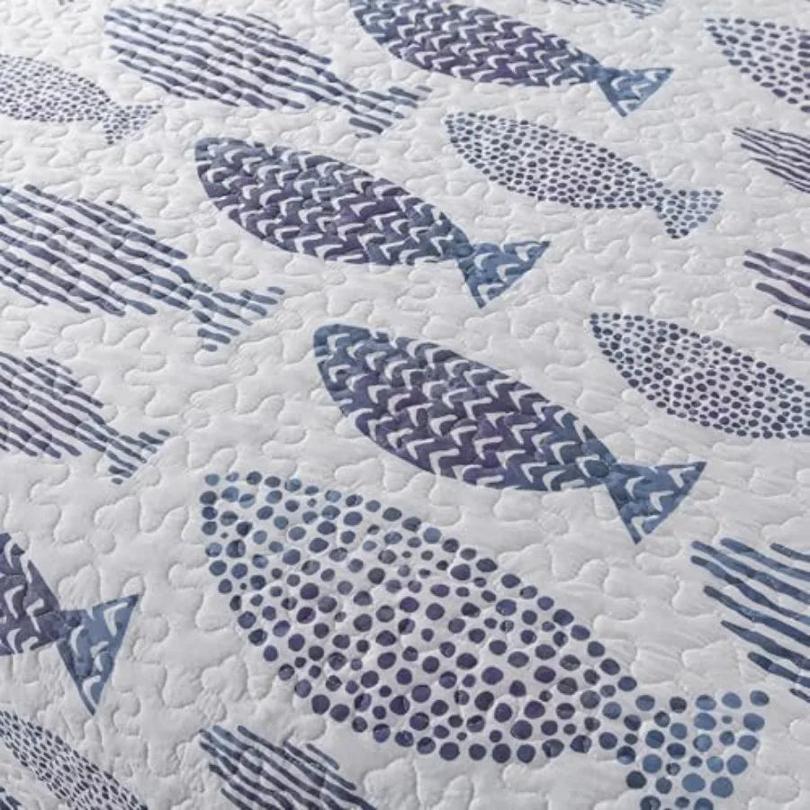 3-Piece Quilt Set - Size with 2 Shams, Blue and White Ocean-Inspired Bedding Set, Nautical Fish Design, Lake Themed Coastal Qui