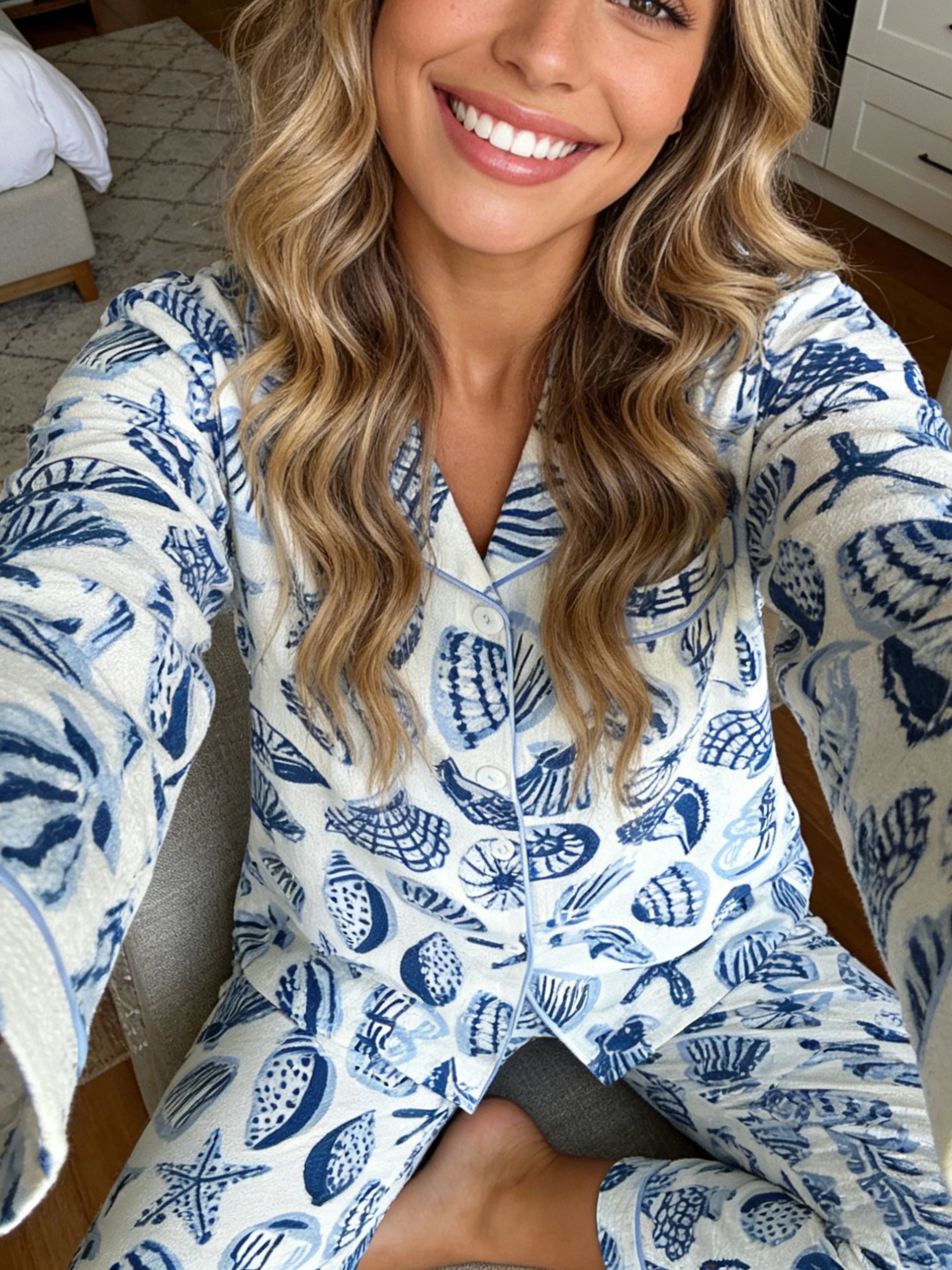 Coastal Seashell & Starfish Women's Pajama Set — Long Sleeve Top & Pants