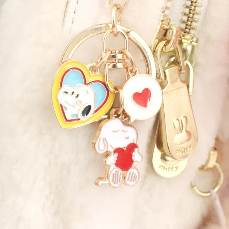 snoopy merchandise two-dimensional metal keychain couple personalized creative companion bag pendant key ring gift wholesale